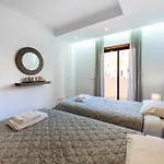 Luxury Luz